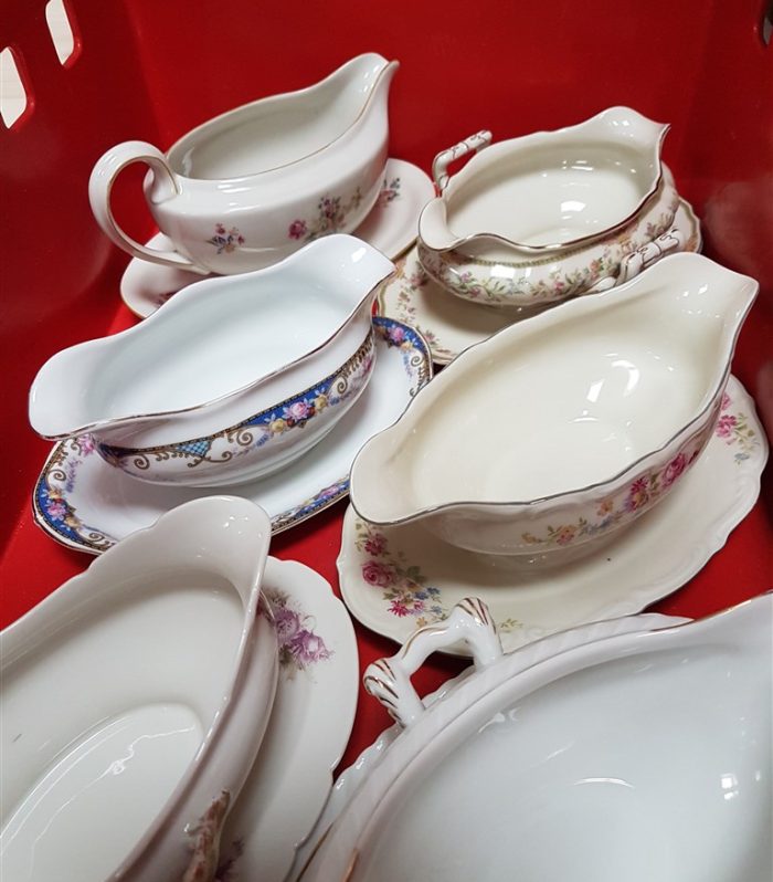 Sauciere mit Untere und Ausguss "Vintage"